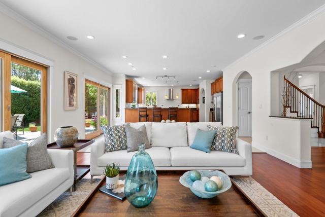 422 Mccormick Avenue, Capitola CA: https://media.crmls.org/mediaz/eec9d295-56bc-4092-b8e5-37fb6fa41354.jpg