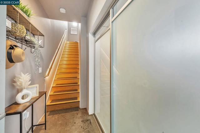 1231 Pine St, Oakland CA: https://media.crmls.org/mediaz/eecc6e3b-acd3-4a31-ac17-9e202f65395a.jpg