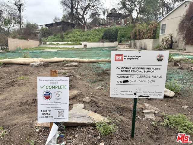 3511 Glenrose Avenue, Altadena CA: https://media.crmls.org/mediaz/eeccefe4-f900-4811-9fa5-16755ff4b970.jpg