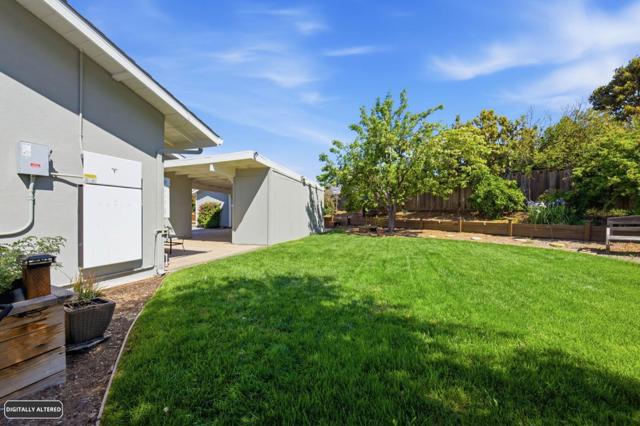 33790 Dartmouth Avenue, Union City CA: https://media.crmls.org/mediaz/eecd2260-4606-4c79-9653-9c18b6cab3a2.jpg