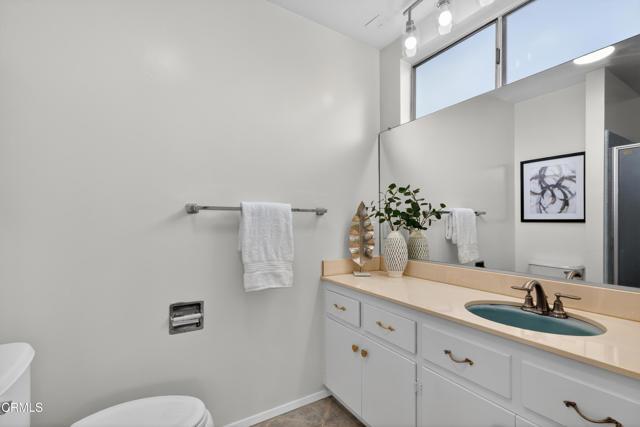 Detail Gallery Image 25 of 32 For 1220 Tropical Ave, Pasadena,  CA 91107 - 5 Beds | 3 Baths