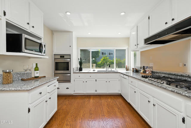 Detail Gallery Image 24 of 49 For 3238 Wind River Cir, Thousand Oaks,  CA 91362 - 4 Beds | 3 Baths
