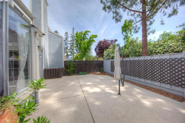 243 Northwood Commons, Livermore CA: https://media.crmls.org/mediaz/eecd954a-ba2a-413b-aa5e-3e64679cf49a.jpg