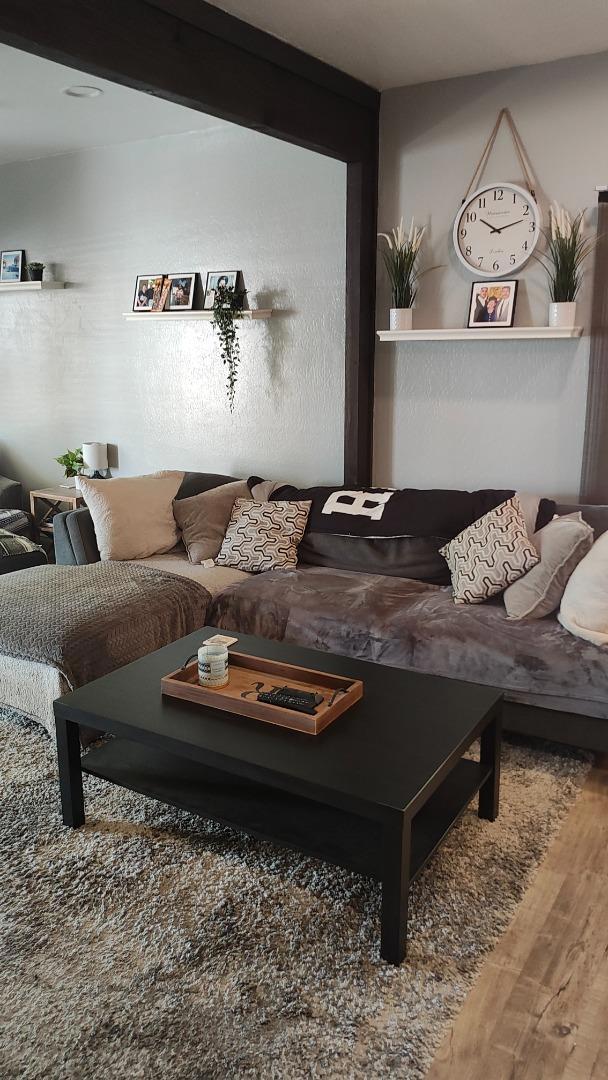 713 7th Street, Hollister CA: https://media.crmls.org/mediaz/eecdedc3-98d1-4a15-964c-bf1e6f0b5ab7.jpg