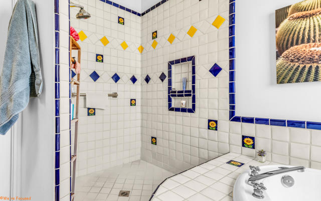 77440 Calle Ensenada, La Quinta CA: https://media.crmls.org/mediaz/eece3cda-d296-4f59-bfdd-4ba2de67d810.jpg