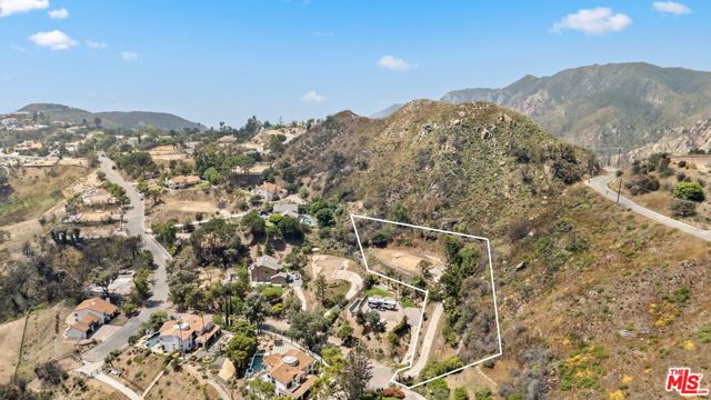 Drew Fenton | 23442 W Copacabana Street Malibu CA | MLS: 7323307