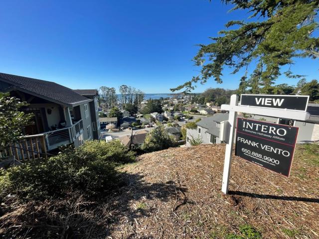 1 Columbus, El Granada CA: https://media.crmls.org/mediaz/eecf8f59-29a2-4dcb-b28e-cb9a1663c78c.jpg