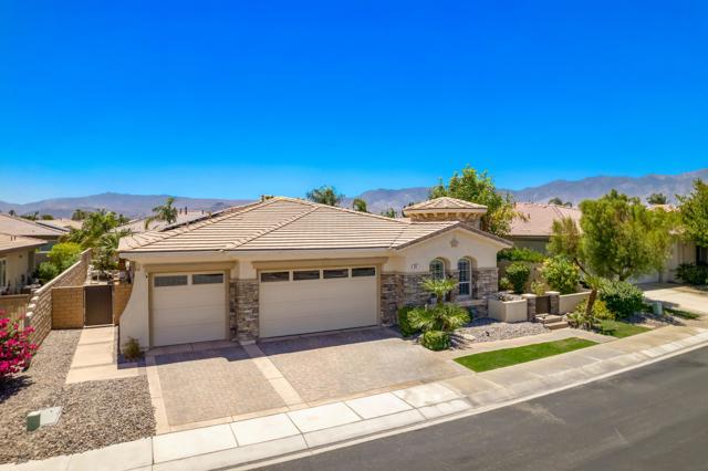 68 Via Del Pienza, Rancho Mirage CA: https://media.crmls.org/mediaz/eed06132-9fa5-48f4-ae46-fbcfb6f975c8.jpg