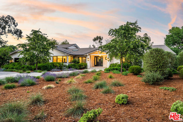 24884 Jim Bridger Road, Hidden Hills CA: https://media.crmls.org/mediaz/eed06f13-ea9b-44b2-a985-2823d569cf0f.jpg