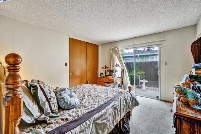 664 Berry Ave, Hayward CA: https://media.crmls.org/mediaz/eed104e8-e083-4242-9722-77471d2f803a.jpg