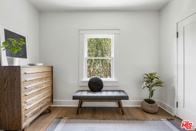 5928 Meridian Street, Los Angeles CA: https://media.crmls.org/mediaz/eed37b6e-fe1e-48c7-b58a-b94d7c34e7a9.jpg