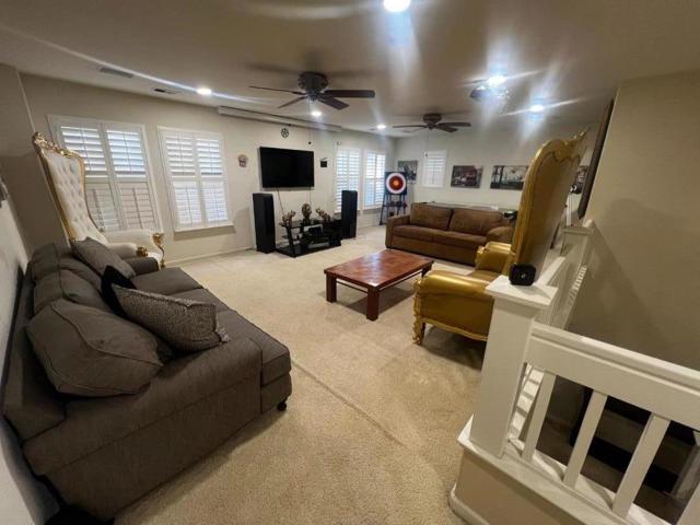 13 Kearsti Court, Oakley CA: https://media.crmls.org/mediaz/eed3b98d-21fe-4c4a-8a0a-363363171dc1.jpg