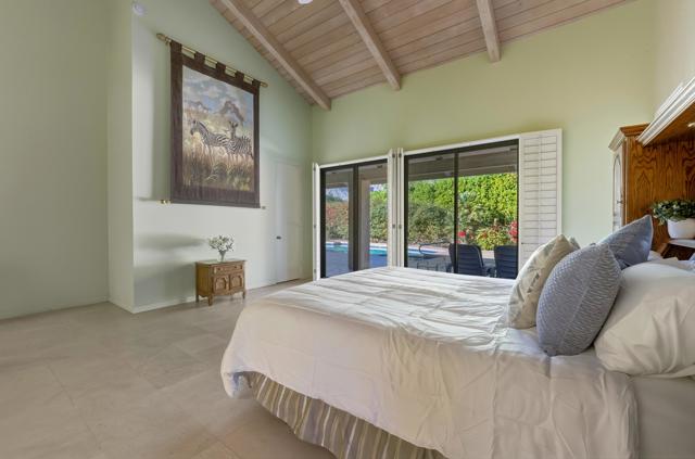 71170 W Thunderbird Terrace, Rancho Mirage CA: https://media.crmls.org/mediaz/eed3ec91-3b37-4cac-ba8c-9a600a5b6f12.jpg