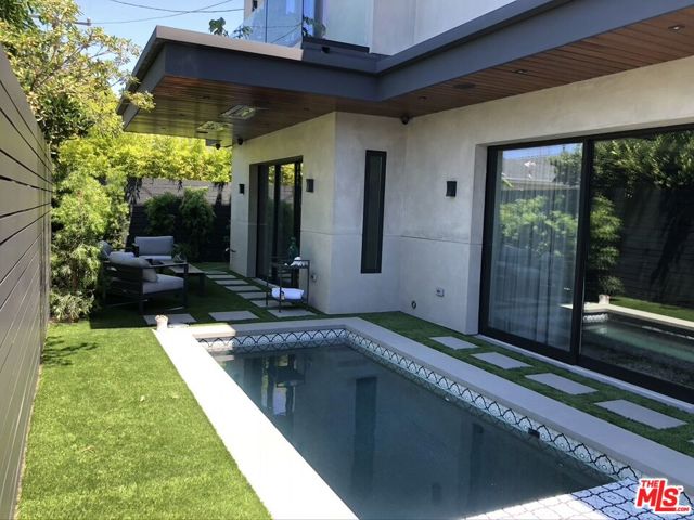 1625 18th Street, Manhattan Beach, California 90266, 4 Bedrooms Bedrooms, ,5 BathroomsBathrooms,Residential,For Sale,18th,26655945