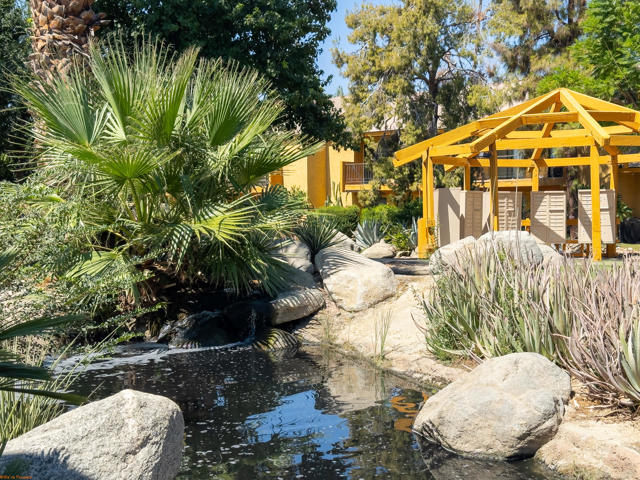 48255 Monroe Street, Indio CA: https://media.crmls.org/mediaz/eed5529c-7076-4c71-984d-2aa15a4f319e.jpg