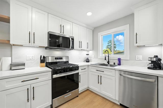 Detail Gallery Image 26 of 39 For 12311 Witt Rd, Poway,  CA 92064 - 4 Beds | 2 Baths