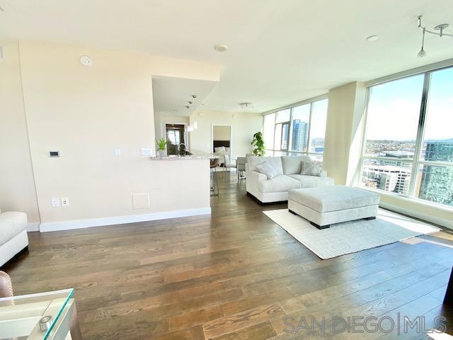 325 7th - photo 12