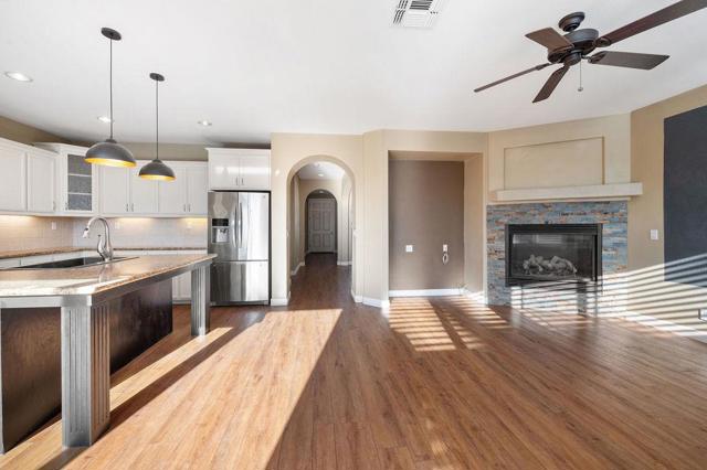 11447 Mirage Drive, Chowchilla CA: https://media.crmls.org/mediaz/eed70960-dfb0-4032-8280-66232e47114b.jpg