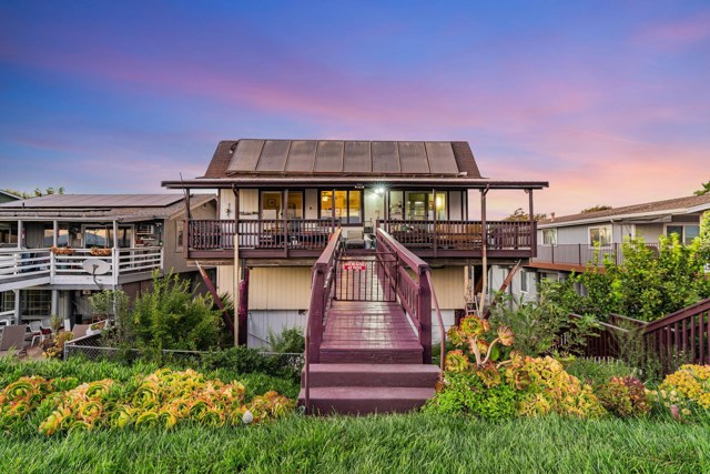 71 Taylor Pl, Bethel Island CA: https://media.crmls.org/mediaz/eed7892c-4a4a-48d0-80ea-294fcd1327eb.jpg