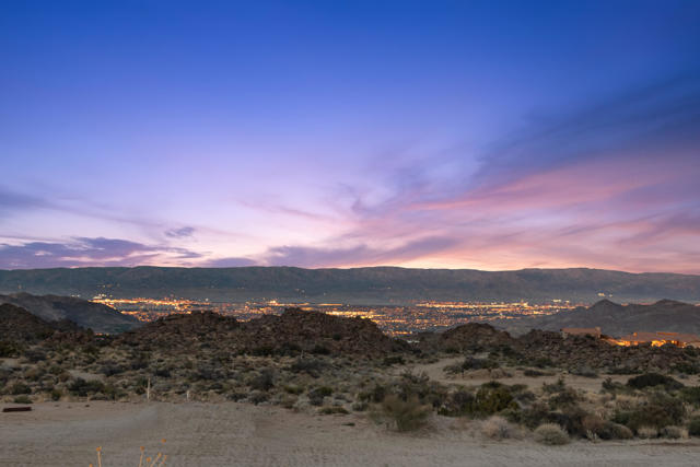 Image 60 of 108 For 56375 Bighorn Drive