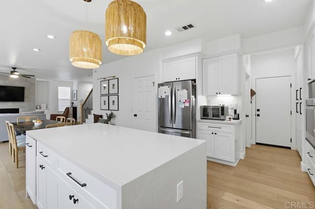 Detail Gallery Image 15 of 57 For 2153 Corte Condesa, Chula Vista,  CA 91914 - 4 Beds | 3 Baths