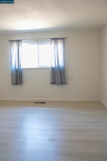 3804 Malibu, Pittsburg CA: https://media.crmls.org/mediaz/eed85c2b-00a5-4489-9a28-966477ed1be9.jpg