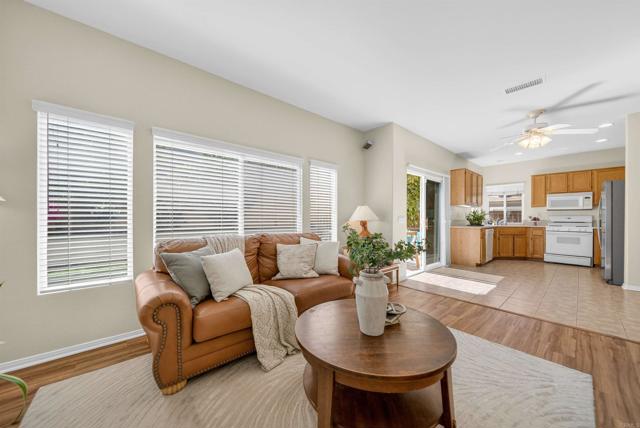 Detail Gallery Image 20 of 55 For 9783 Kika Ct, San Diego,  CA 92129 - 3 Beds | 2/1 Baths