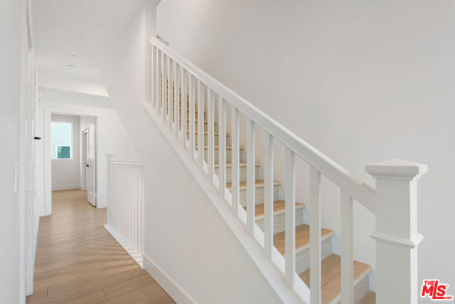 11220 Victory Boulevard, North Hollywood CA: https://media.crmls.org/mediaz/eed96a2c-6331-4a5b-aa4e-f8b74b9f3733.jpg