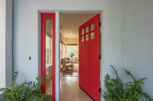 840 Seacliff Drive, Aptos CA: https://media.crmls.org/mediaz/eed9844f-9a80-4b05-aaf0-7c845fddb3f3.jpg