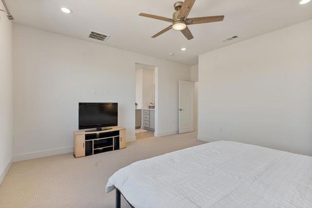 7221 Diamond Avenue, Tracy CA: https://media.crmls.org/mediaz/eed99d9f-7d99-4b8b-a049-786d5e386ac6.jpg