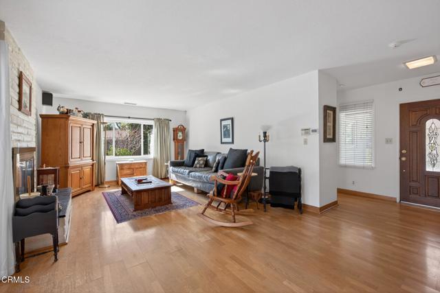 Detail Gallery Image 14 of 42 For 939 Laurel Rd, Santa Paula,  CA 93060 - 3 Beds | 3 Baths