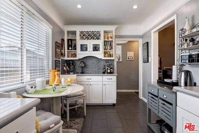 4844 W 94th Street, Inglewood CA: https://media.crmls.org/mediaz/eedc0cea-7fe0-4f4e-b733-685ba582601e.jpg