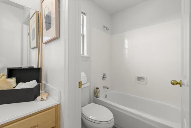 87 Chester Circle, Los Altos CA: https://media.crmls.org/mediaz/eedc5bb3-61e0-494a-9b2f-4ec55cda0349.jpg