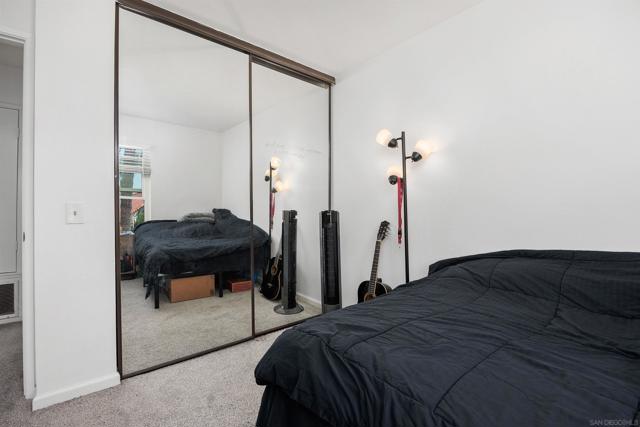 9342 Twin Trails Drive, San Diego CA: https://media.crmls.org/mediaz/eeddea82-598f-4a81-b833-bdd0f54d60eb.jpg
