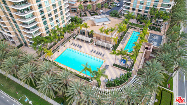 5072 Scholarship, Irvine CA: https://media.crmls.org/mediaz/eede080a-62ef-4185-a7aa-8201a7fed2c2.jpg