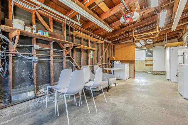 921 Newman Drive, South San Francisco CA: https://media.crmls.org/mediaz/eedfc98c-42a2-4618-bf20-dd0c0e2e1d9c.jpg