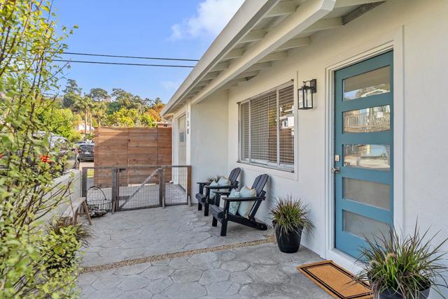 130 Hainline Road, Aptos CA: https://media.crmls.org/mediaz/eee0ab7a-eaff-4f54-93b8-ff64b65b1dac.jpg