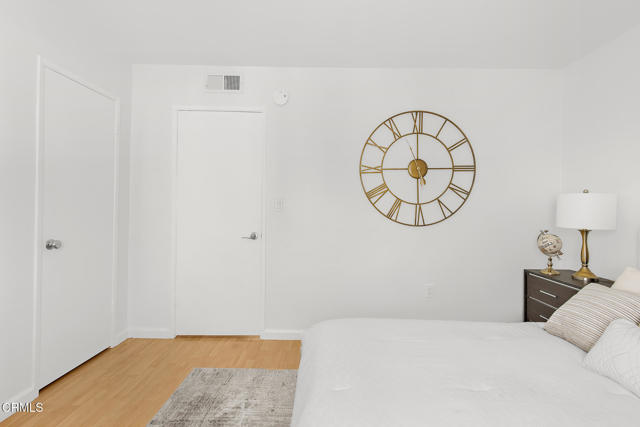 Detail Gallery Image 21 of 25 For 10801 Blix St #2,  North Hollywood,  CA 91602 - 2 Beds | 1/1 Baths