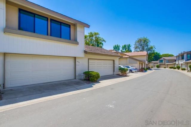 9855 Guisante Terrace, San Diego CA: https://media.crmls.org/mediaz/eee31055-145d-4652-905b-227e3528743a.jpg