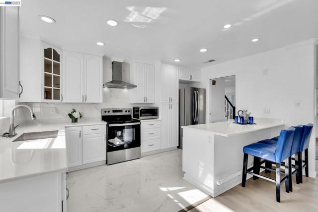 Image 10 of 43 For 1532 Kooser Rd