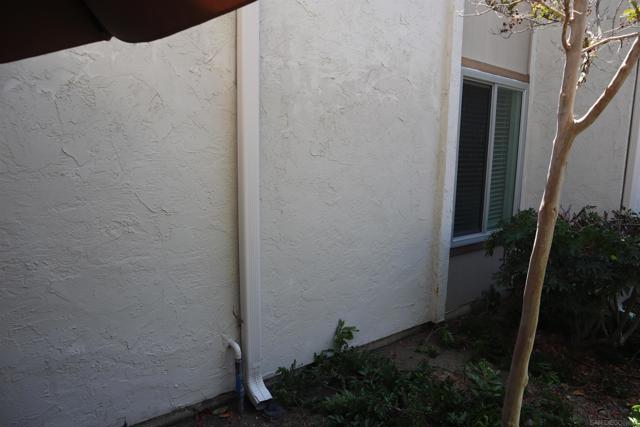 Image 17 of 41 For 3549 Castle Glen Dr  119