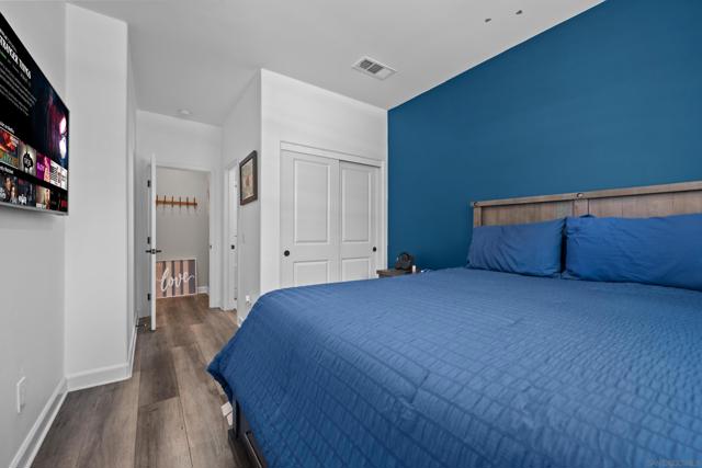 1485 Natalia Ct., Escondido CA: https://media.crmls.org/mediaz/eee43907-2296-4760-8030-8a473bd98184.jpg