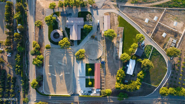 1451 E La Loma Avenue, Somis CA: https://media.crmls.org/mediaz/eee65a4f-ff72-40f8-85e3-a06c19682b79.jpg