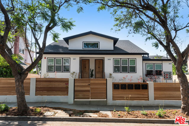 841 N La Fayette Park Place, Los Angeles CA: https://media.crmls.org/mediaz/eee6c9a2-f706-457b-949f-a32f21883dac.jpg