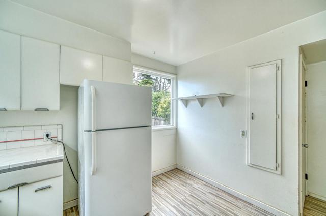 396 Northgate Avenue, Daly City CA: https://media.crmls.org/mediaz/eee6dd9b-ec6e-4a1f-84aa-22fdbadd8e15.jpg