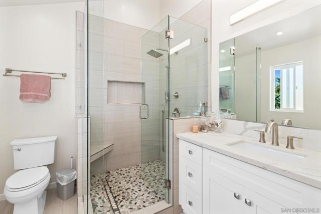 17078 Matinal Rd, San Diego CA: https://media.crmls.org/mediaz/eee774dc-877c-4e22-bc85-dc04a4fde356.jpg
