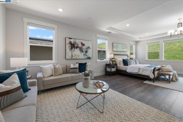 7259 Lembert Hills Dr, Dublin CA: https://media.crmls.org/mediaz/eee7a425-28e1-4eac-9401-f32a4568996a.jpg