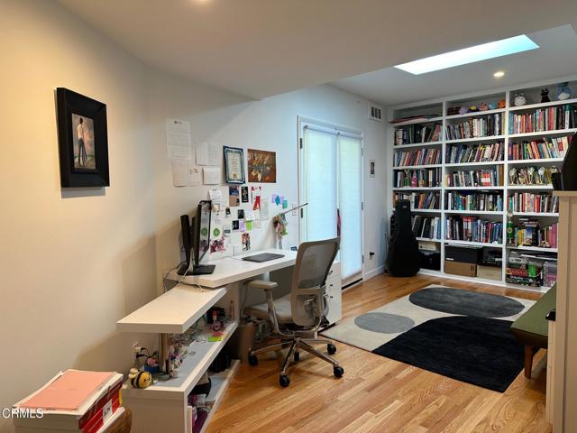 3551 Dixie Canyon Place, Los Angeles CA: https://media.crmls.org/mediaz/eee7bd21-7401-4e4b-a15e-797504799b81.jpg