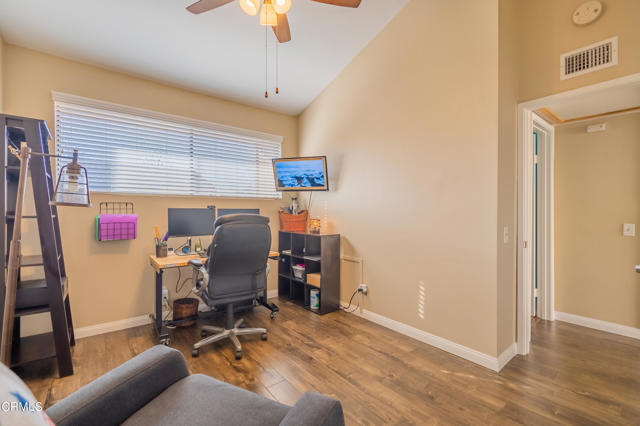 Detail Gallery Image 25 of 34 For 211 Linwood Ave #D,  Monrovia,  CA 91016 - 2 Beds | 2 Baths