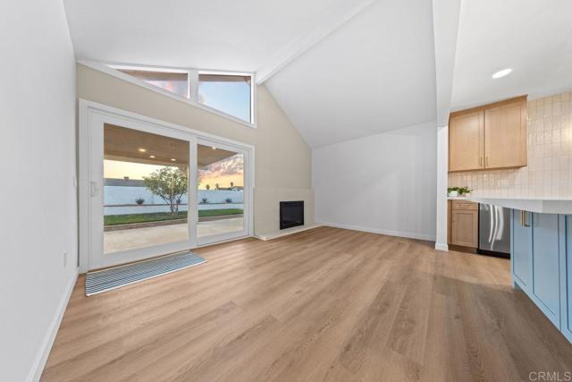 Detail Gallery Image 9 of 25 For 10296 Baroness Ave, San Diego,  CA 92126 - 3 Beds | 2 Baths